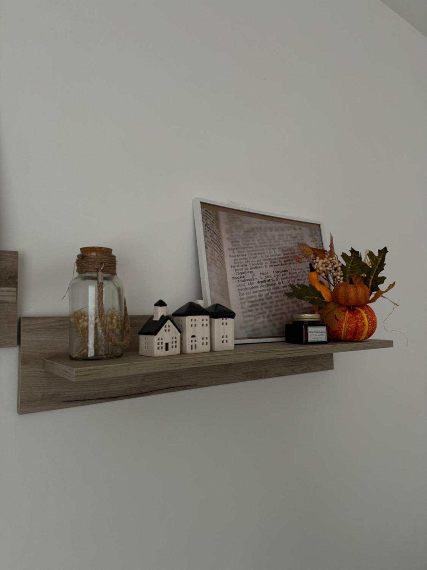 Like Apartment *